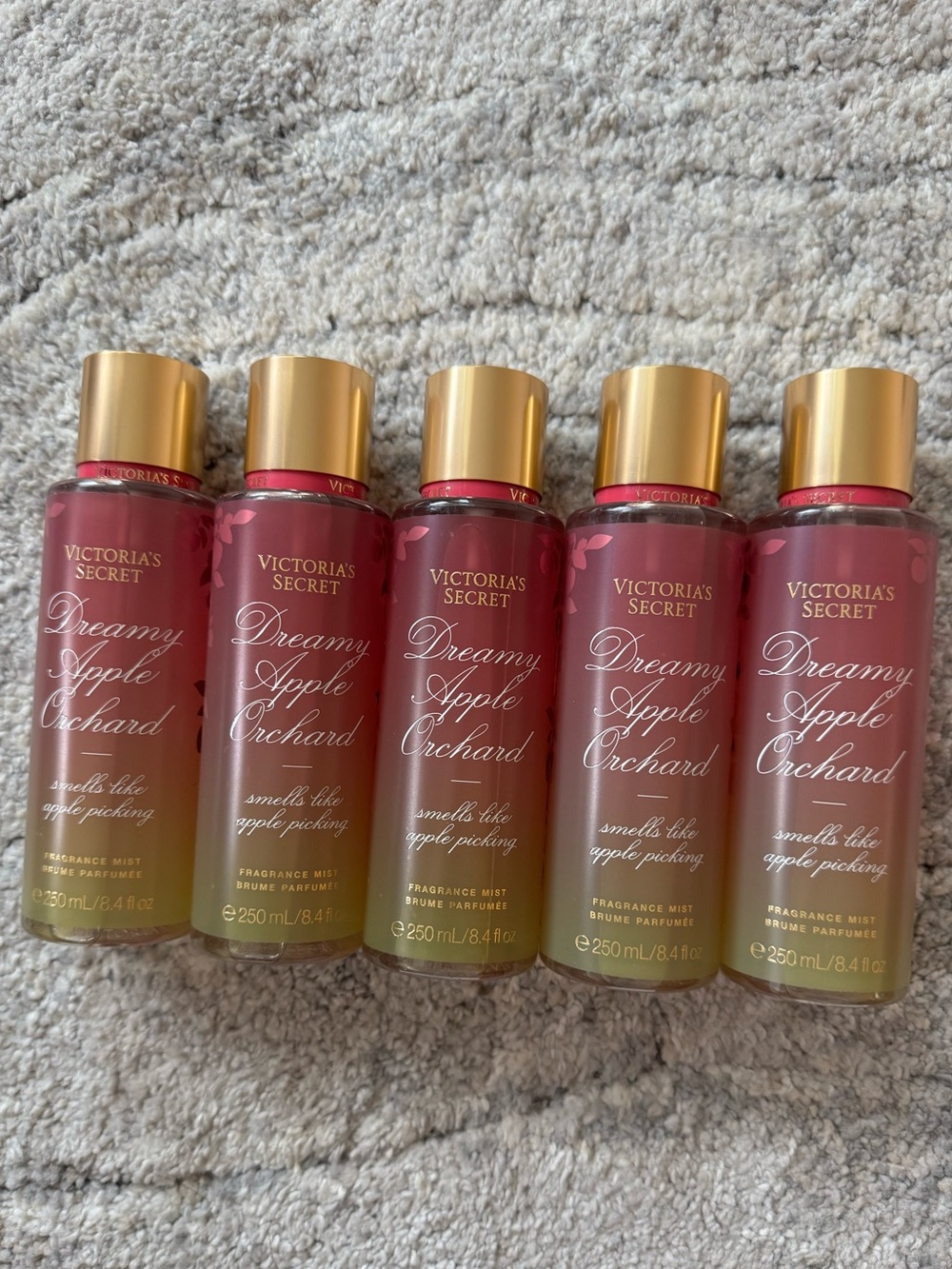 Victoria Secret- dreamy apple orchard fragrance mist